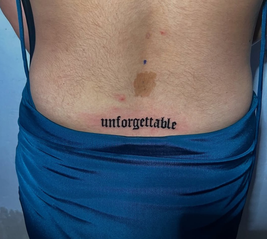 Alexis2zam's tweet photo. Después de darle por el culo le hice su tattoo💯 https://t.co/oaCzqI8AZv