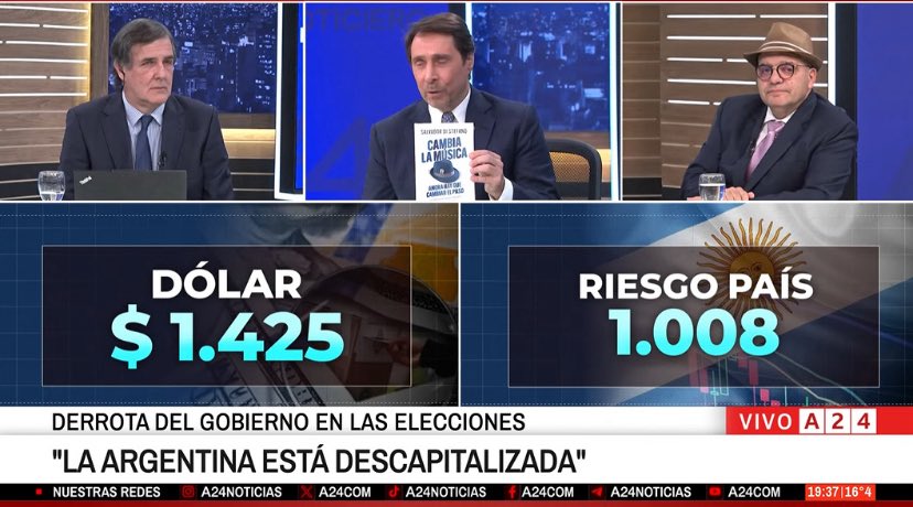 Estoy fascinado con Salvador Di Stefano. Es la definición de chanta, la cara de chanta, el sombrero de chanta, los anteojos de chanta y todo lo que dice es una chantada increíble. Es, para mi, el personaje del año.