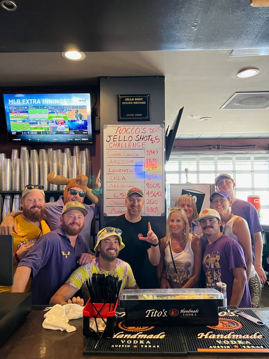 CWSShotBoard's tweet image. Here we come @LSUfootball! This Saturday, Rocco&apos;s on the Road at @Fredsbar raising money for @brfoodbank 11-3. Can&apos;t make it? You can still show your support and have a chance to win the @MarucciSports 2025 LSU Jello Shot Championship Bat! 

Donate here! 
donor.brfoodbank.org/page/FUNWHSFBU…