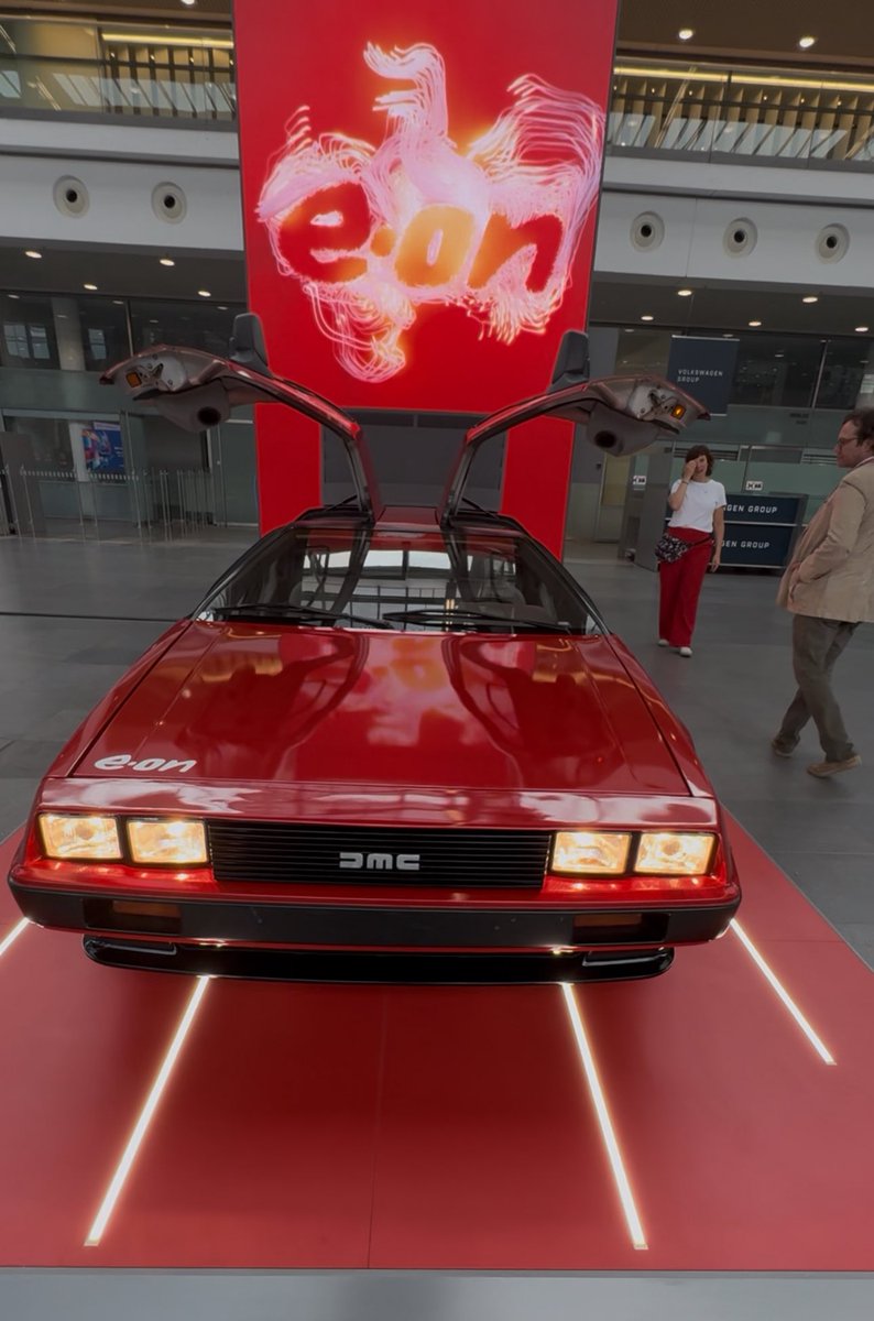 ¿A qué año viajarías en este #delorean eléctrico de 2025? #regresoalfutu... youtube.com/shorts/wQ-0919… vía <a href="/YouTube/">YouTube</a>
