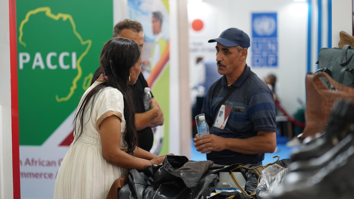 UNDPAfrica's tweet photo. African Businesses are building connections that matter.  

At #IATF2025, we showcased how entrepreneurs are linking value chains across borders, creating products &amp; turning ideas into solutions.  

Their innovations are shaping a more inclusive &amp; competitive Africa.  

#AfCFTA https://t.co/facWk2nCA4