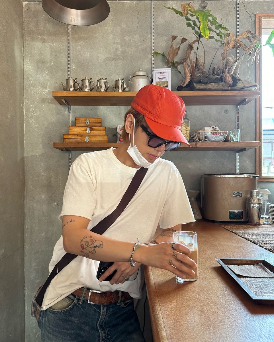 Daily Yesung • 예성 • イェソン • 艺声 (@daily_yesung) on Twitter photo 