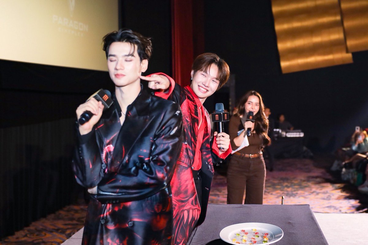 MajorGroup's tweet photo. 𝐌𝐀𝐉𝐎𝐑 𝐅𝐀𝐍𝐃𝐎𝐌 𝐊𝐍𝐏 🦆🐰
@harit_keng @nampingnapat 

#TheShadowsEdgexKengNamping 
#KengNamping #เก่งน้ำปิง
#Kengharit #Nampingster
#MajorFandom❤️ https://t.co/WXaURSIGAs