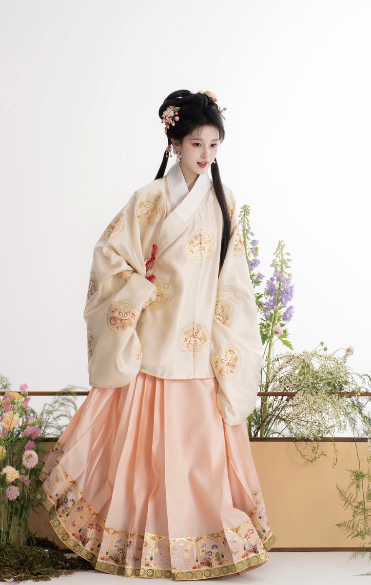 Hanfu_CN tweet media