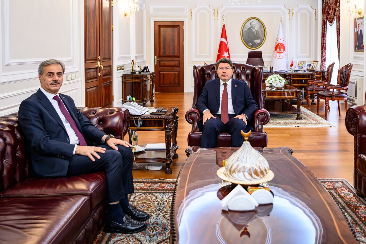 Sakarya Büyükşehir Belediye Başkanımız Yusuf Alemdar’ı Bakanlığımızda konuk ettik.

Büyükşehir Belediye Başkanımıza nazik ziyareti için teşekkür ediyorum. 

<a href="/sbYusufAlemdar/">Yusuf Alemdar</a>