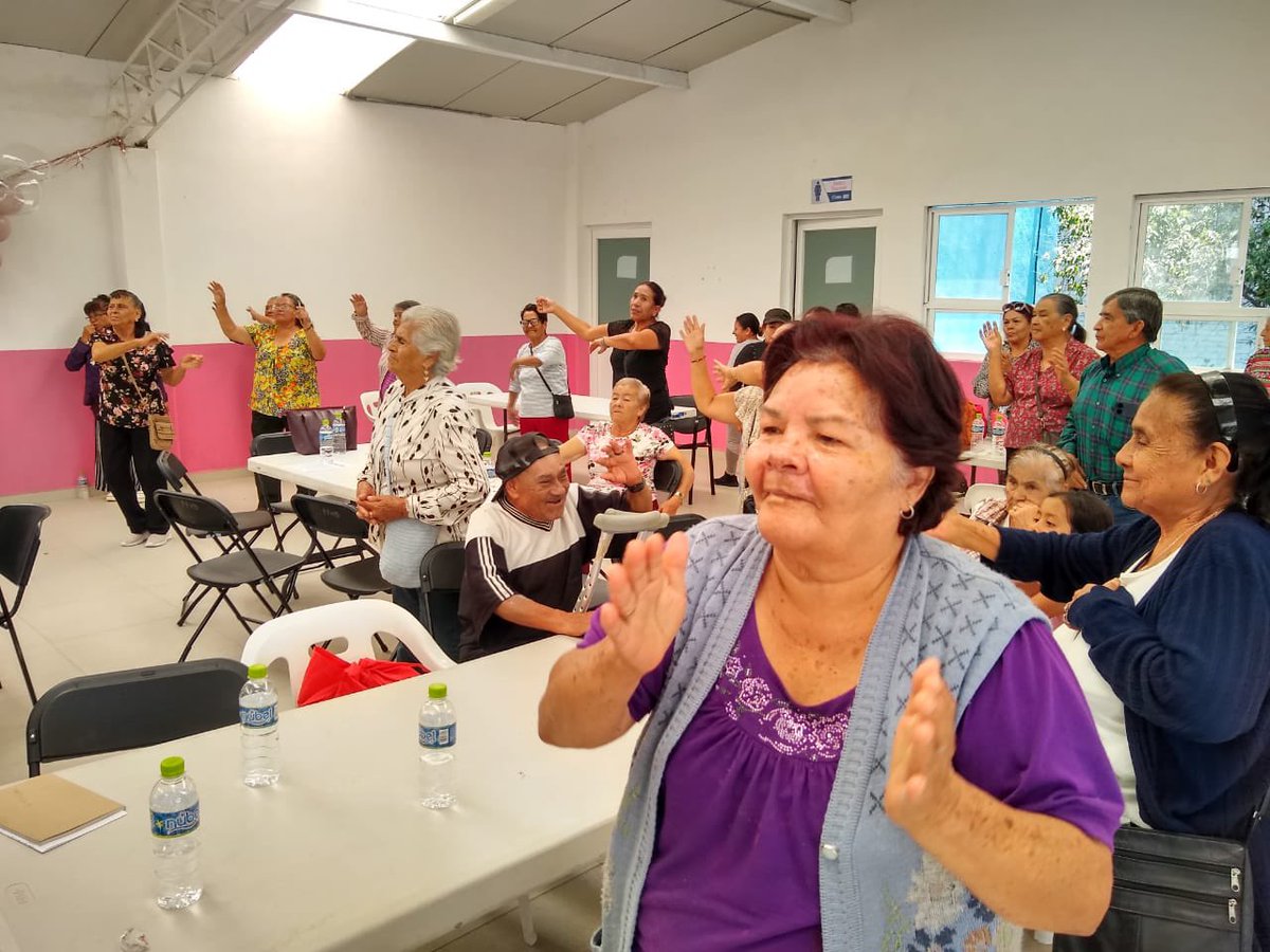 Los #DerechosHumanos son de todas las personas, ¡conocerlos es protegerlos!

#PRODHEGCapacita visitó el gerontólogo de Purísima, realizando actividades lúdicas para la difusión de sus derechos.

#EstamosDondeEstásParaDefenderte 
#SomosPRODHEG