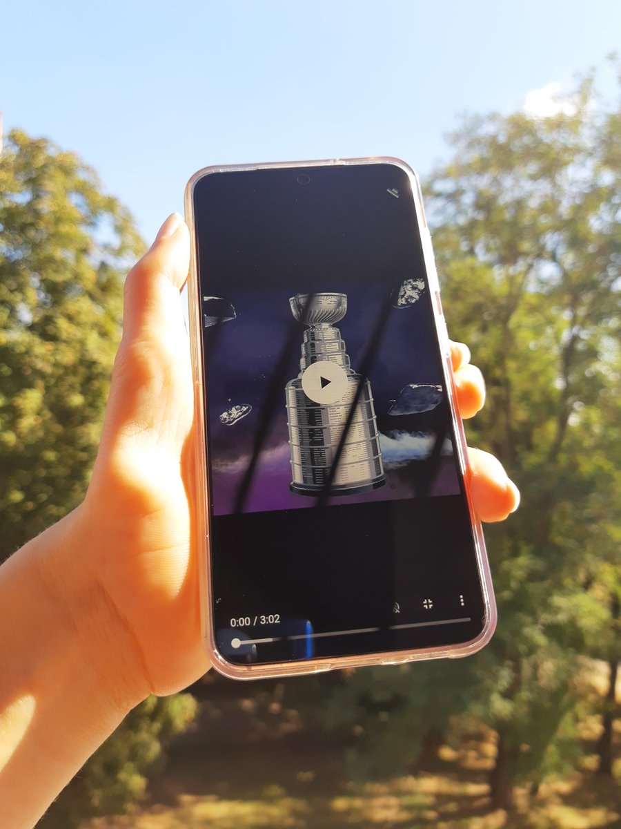 meta_m_e's tweet photo. I finished my week with the #StanleyCup. The last day I took the Cup outside to enjoy the sunshine. @NHLBreakaway https://t.co/RZ8VeA7MYQ