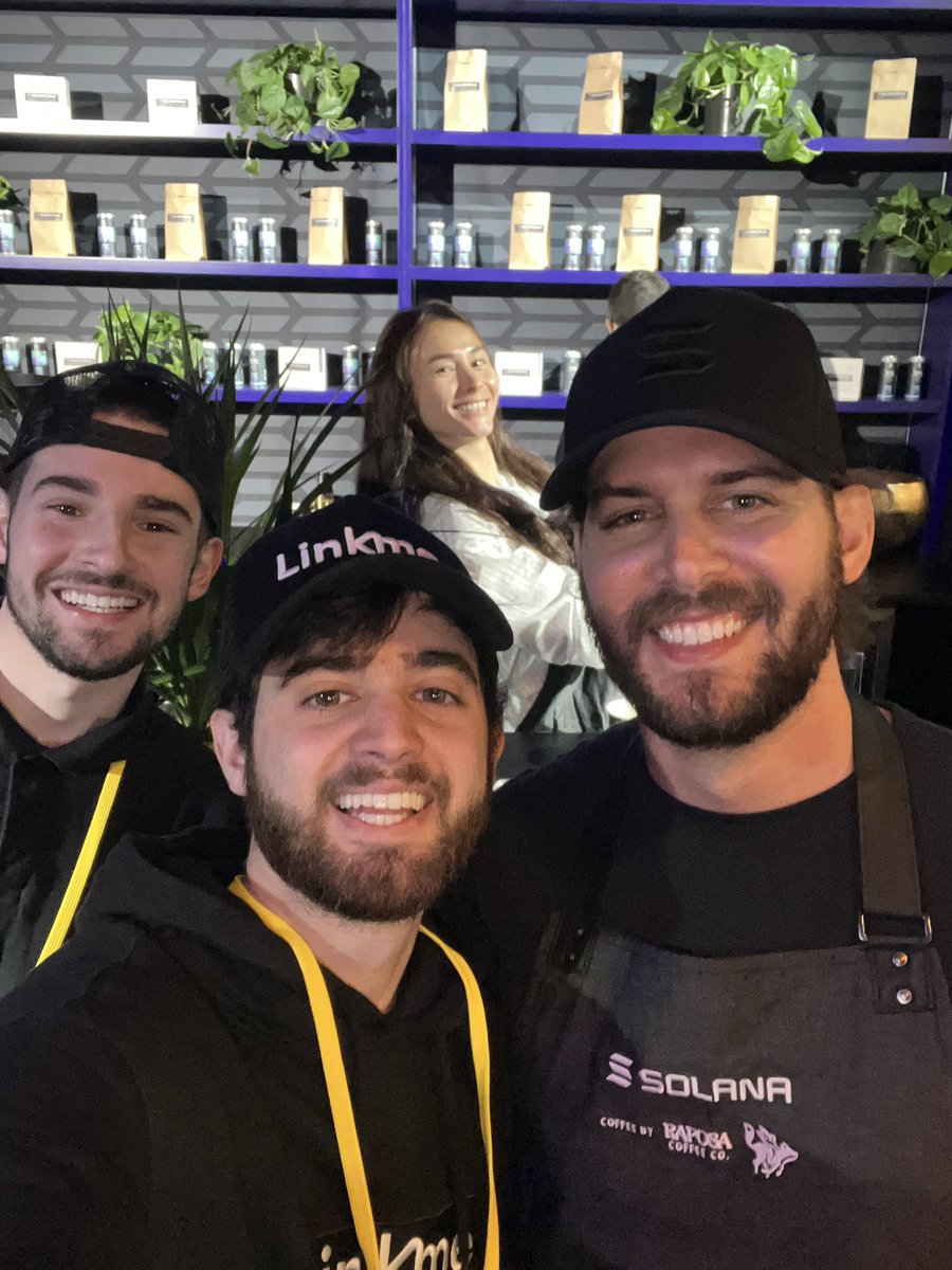 ☕️<a href="/RaposaCoffeeCo/">raposa.</a> in the house 🤩 ☕️