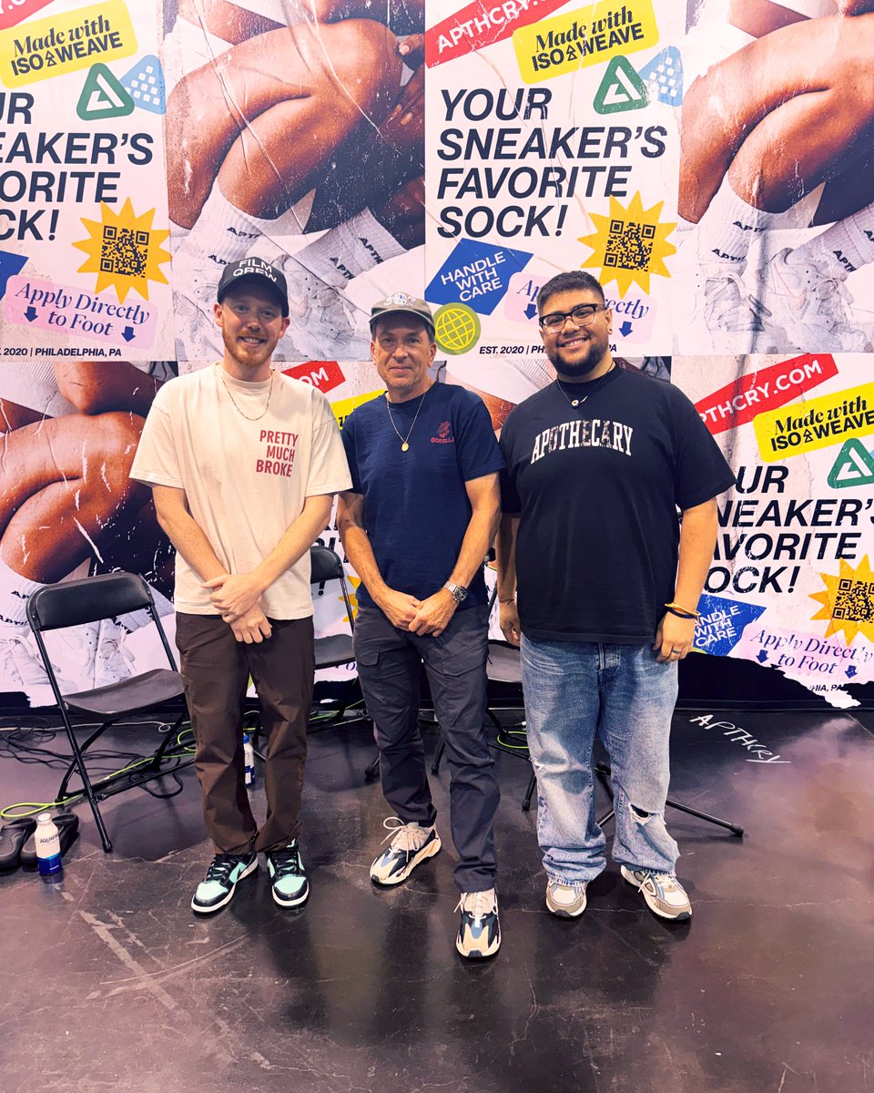 I got to sit down with Sneaker Design Legend Steven Smith and talk about his work at YEEZY, New Balance, Nike, Crocs and more! It was an incredible experience! Check out the video! youtu.be/LTBvQ_pjmAI?si…