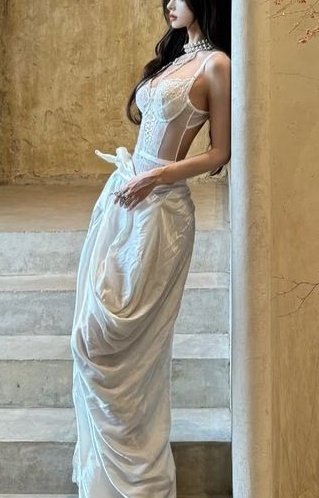 Watch bambi's leaked NSFW photo on TwXstars