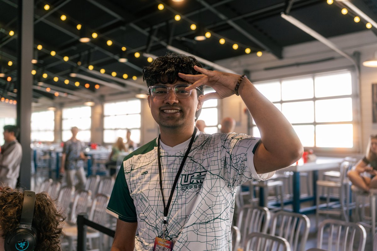 As the Collegiate RL season kicks off, I wanted to officially announce that I've stepped down from the <a href="/UTDEsports/">UTD Esports</a> program as I head into my graduating semester ❤️

It's been an honor to represent a powerhouse school and staple in the CRL scene as a manager and supersub whilst