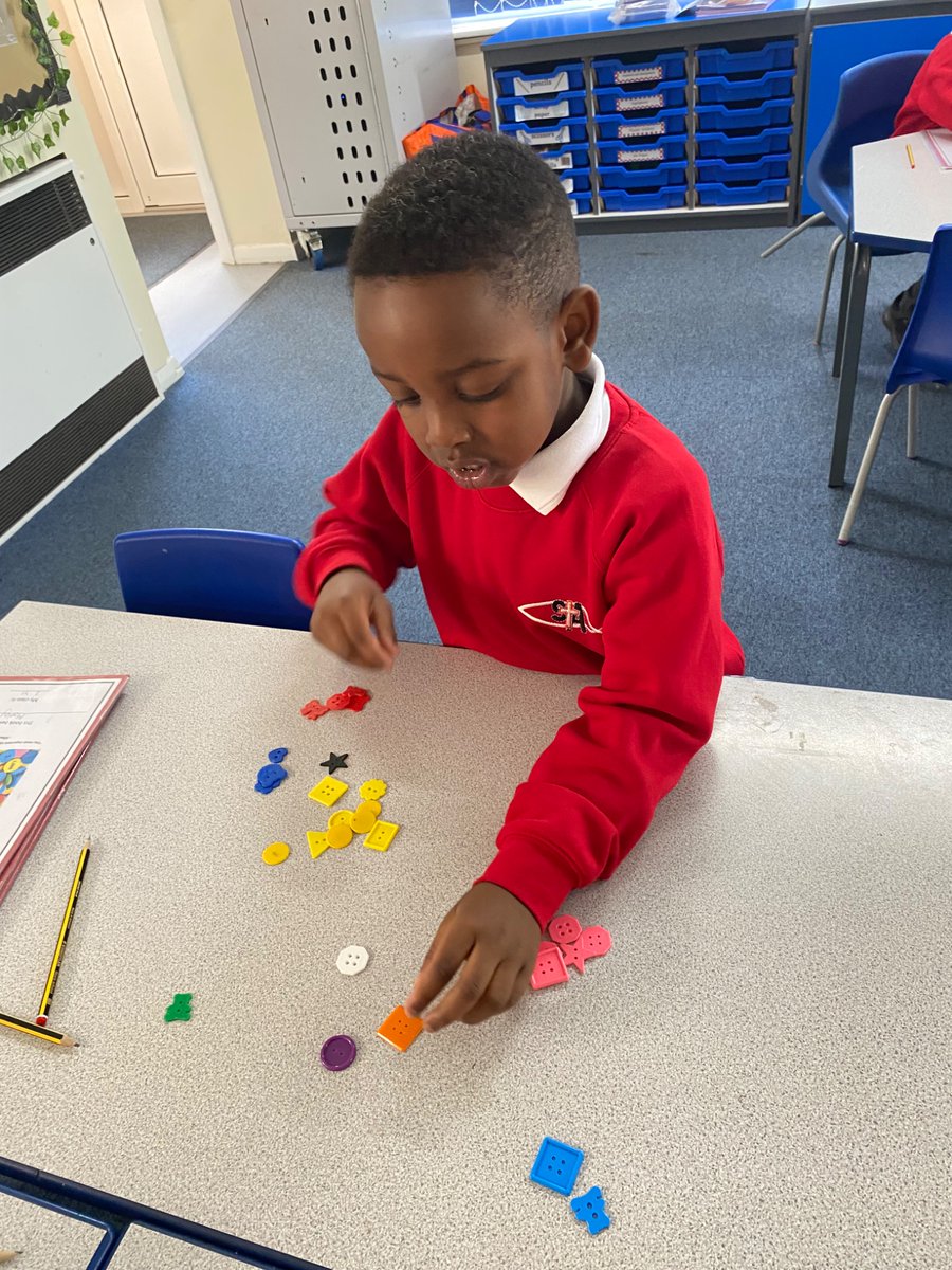 Well done Y1! Super maths today sorting objects 👍 #teamSAS