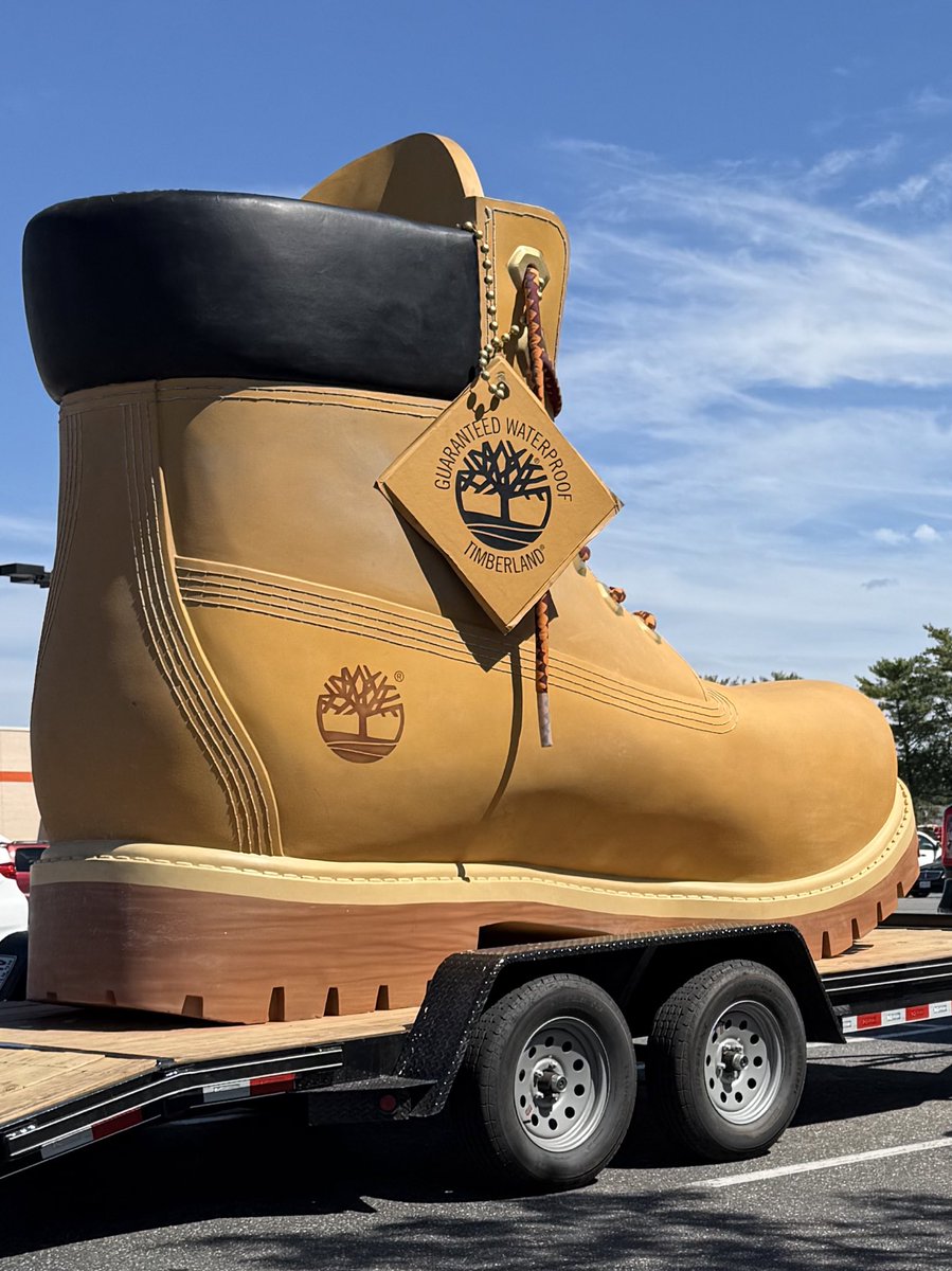 Just another regular day in New York