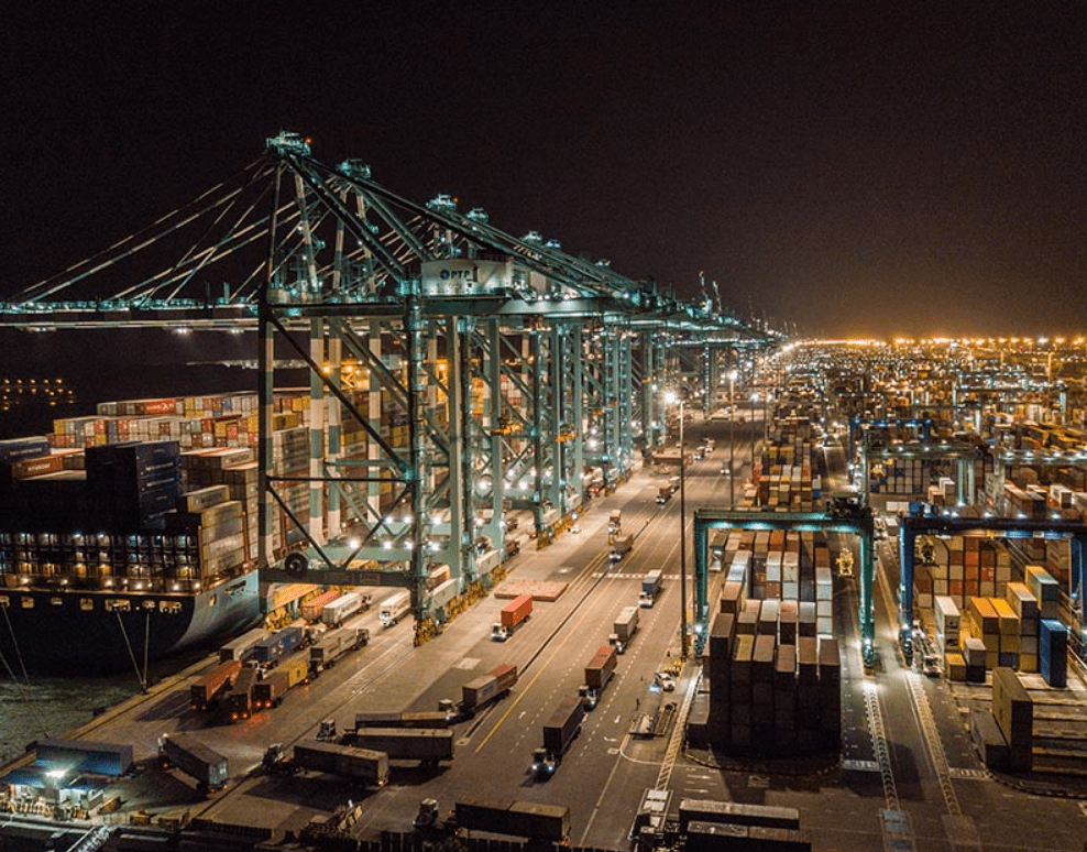 container_news's tweet image. #MMC #Corp faces #delays as #port of #Tanjung #Pelepas expands #crane #capacity

container-news.com/mmc-corp-faces…