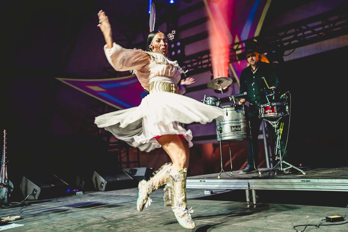 Dirtwire tweet media