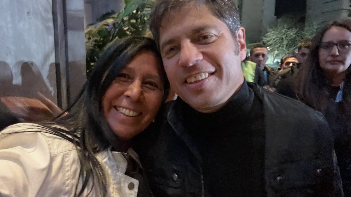 Ganar la Provincia es Ganarle a Milei!!

Lo dijimos, la militamos y le ganamos!!
Ganamos la Provincia, Ganamos en La Plata!!
Ganamos en las Calles
Y Ganamos en las Urnas!!!
<a href="/fuerzapatrialp/">Fuerza Patria La Plata</a> <a href="/MovimientoEvita/">Movimiento Evita</a> <a href="/MEvitaLP/">Movimiento Evita LP</a>