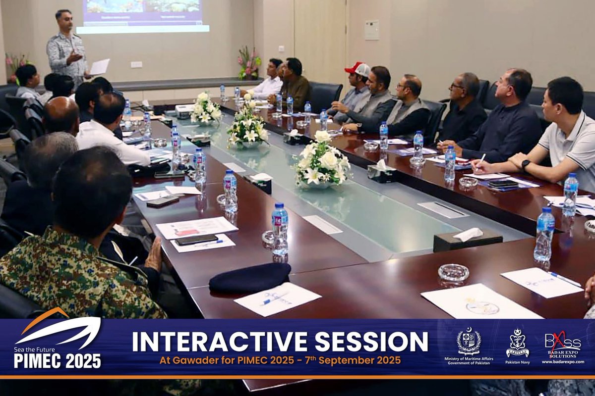 idigitaleye's tweet image. #PIMEC 2025 Session in #Gwadar  On September 7, 2025, an interactive session took place at the Chinese Business Centre in Gwadar.  The chairperson of the session was Cdre Tasawar Iqbal SI(M), COMWEST.  Participants from #COPHC  #Navy &amp;amp; #GPA