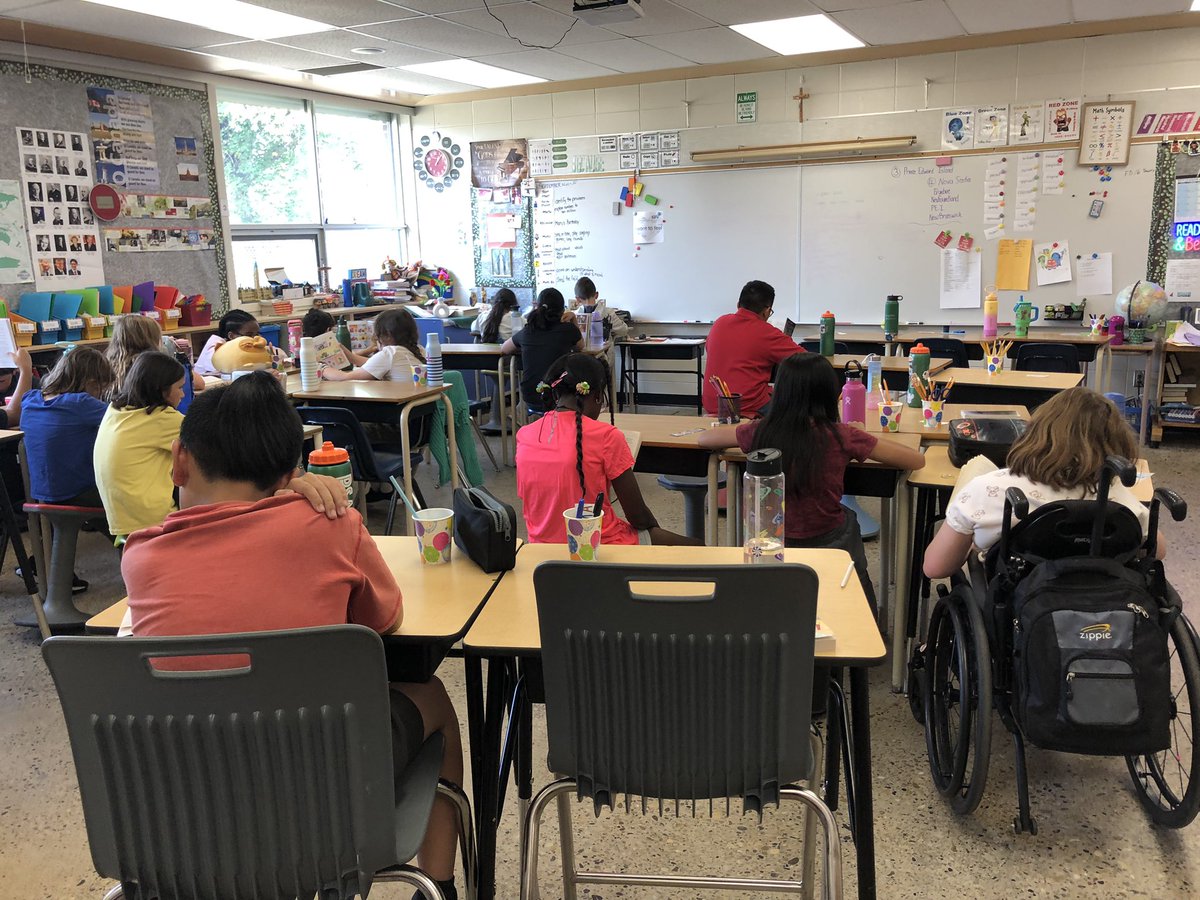 Miss Davis’s Grade 5 Class tweet media