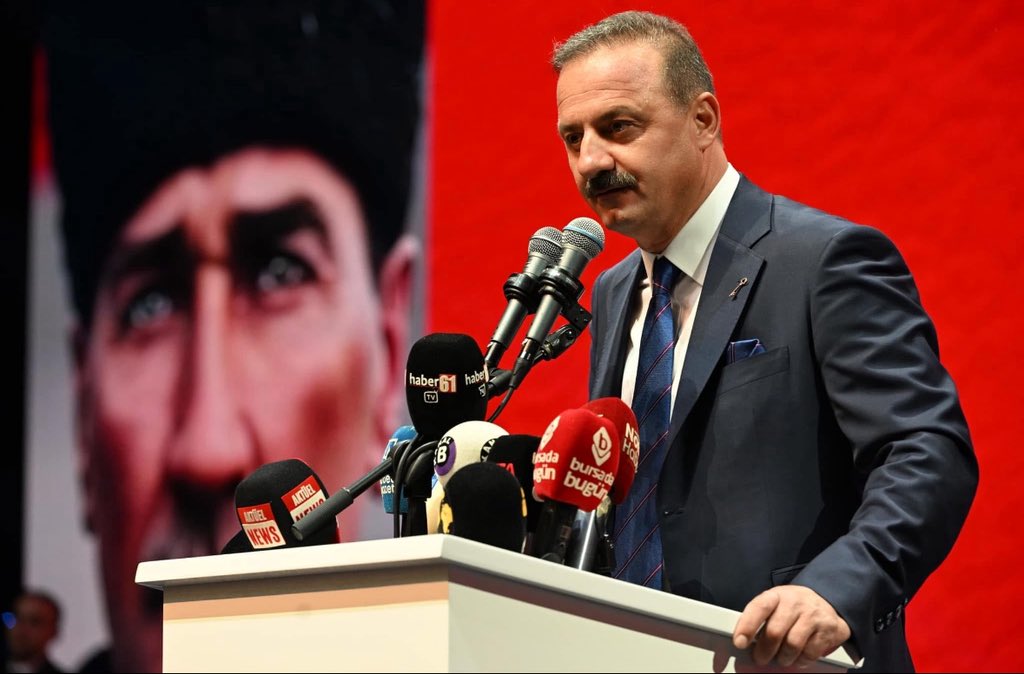 ANAHTAR PARTİ 
TAKİPLEŞME PAYLAŞIMIDIR

✅ Bu tweeti beğen.
✅ Bu tweeti rt'le!
✅ Yoruma #yavuzağıralioğlu veya #AnahtarParti 
✅  yazanları  takip et.
<a href="/yavuzagiraliog/">Yavuz Ağıralioğlu</a> <a href="/anahtarparti/">Anahtar Parti</a> 

📍Beğeni atanlar için isim etiketlemesi yapılacaktır. 

Anahtar Parti İl Başkanları Resmi