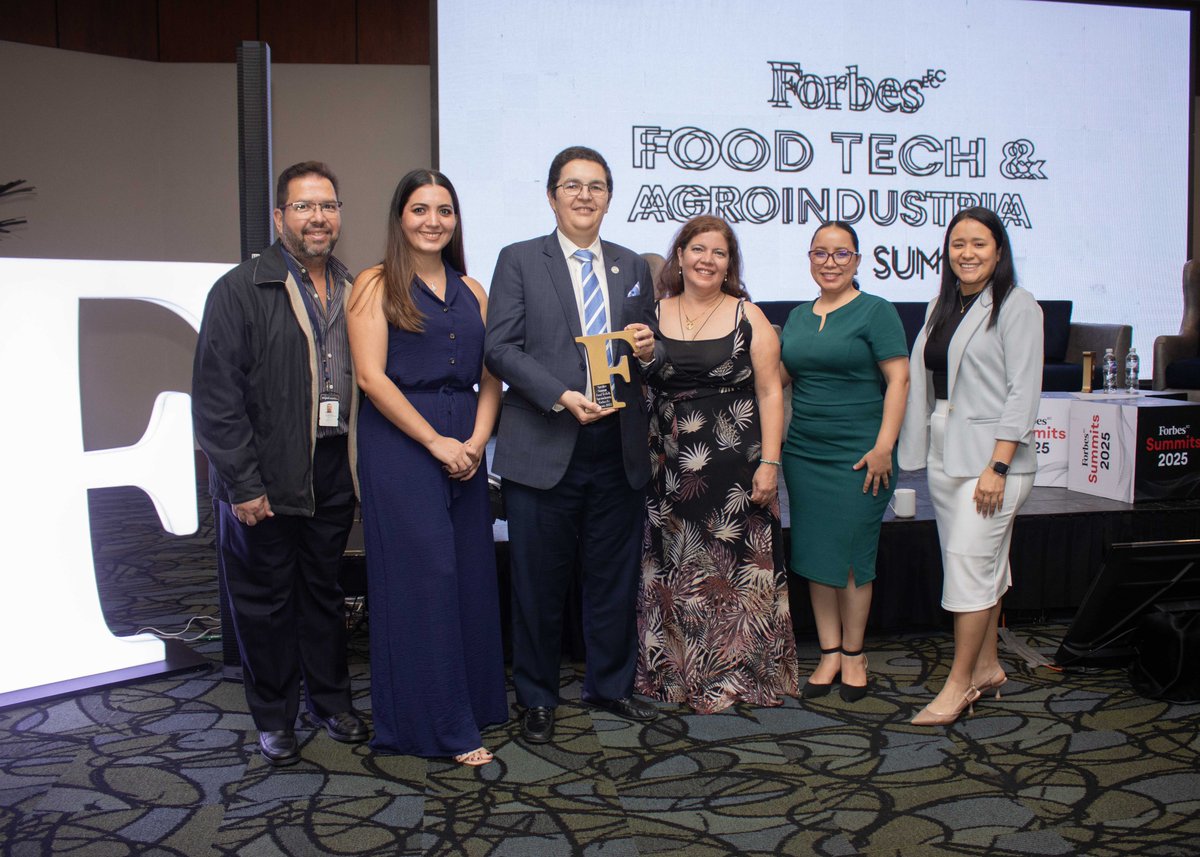 📢 La OTRI se sumó al stand de la <a href="/espol/">ESPOL</a> en el Summit Food Tech &amp; Agroindustria de <a href="/forbesecuador/">Forbes Ecuador</a>.

Nuestro vicerrector de I+D+i, Ph. D. Carlos Monsalve, destacó la colaboración y la transferencia tecnológica con el sector agroindustrial para un 🇪🇨 competitivo y sostenible.