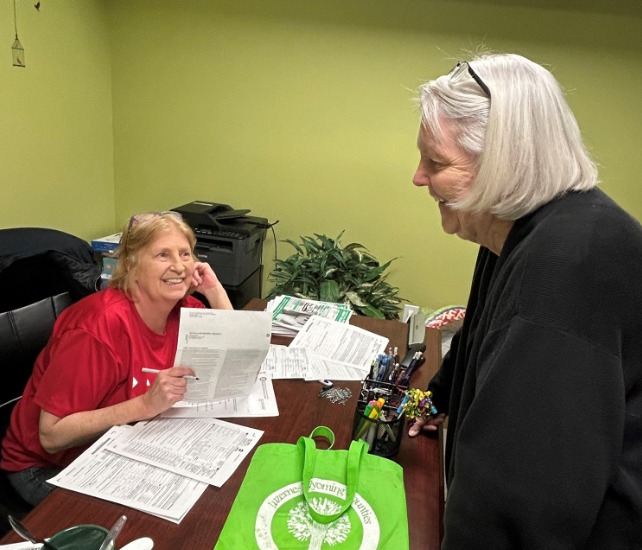 RepHaddock's tweet image. I am so proud to be a part of the rebate initiative to put money back in YOUR deserving pockets. If you are interested in filling out the application, stop by either of my offices (no appointment necessary) to see if you qualify for the Property Tax/Rent Rebate Program!