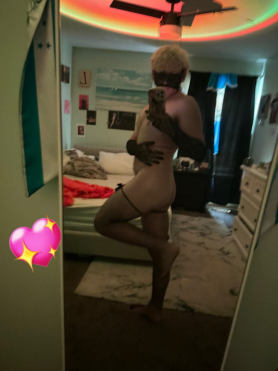 Wish u were here right now 😮‍💨😈 #dl #edgar #bi #verse #latino #gay #hmu