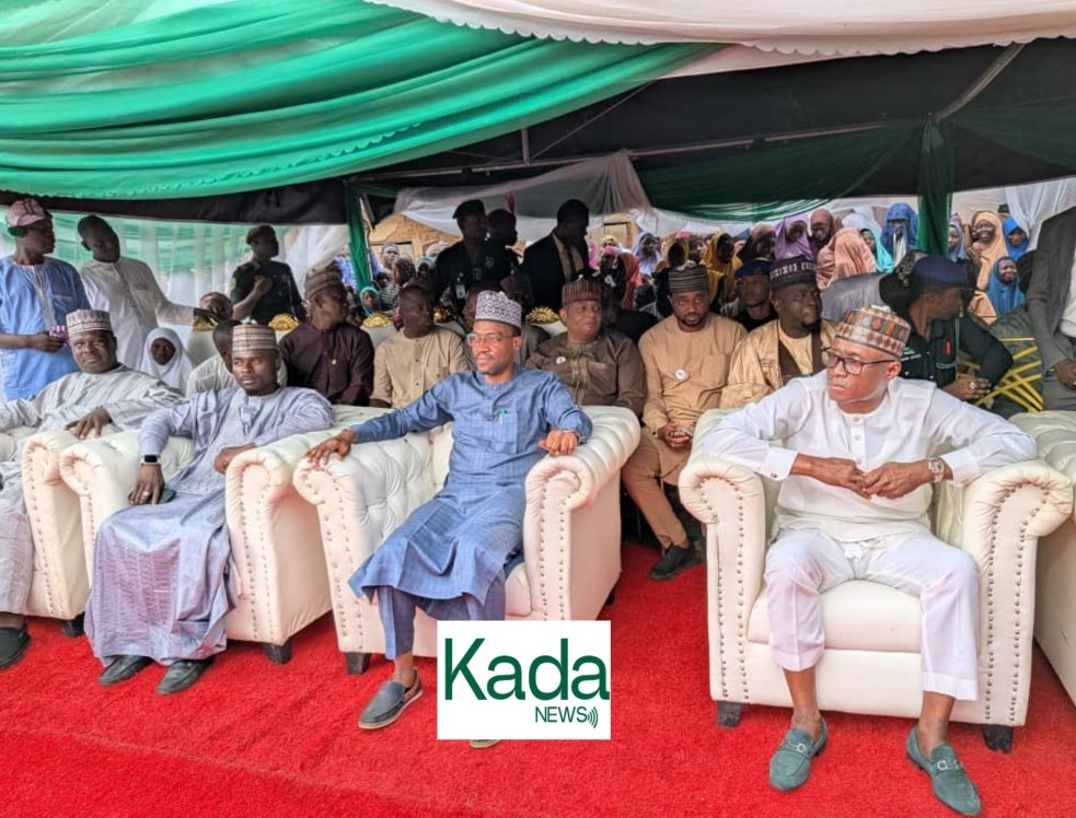 kadanewsng's tweet image. New Road Project Alert 🚧: Governor Uba Sani Flags Off Another Major Road Project  Linking Kudan LGA And Sabon Gari LGA

Governor Uba Sani has extended his administration’s infrastructure 

#KadaNews #KadunaDevelopment #InfrastructureRenewal #UbaSani