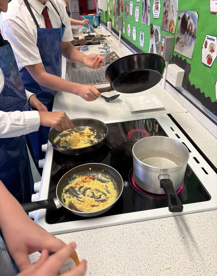HarperGreen's tweet photo. Well done to Year 10 and the positive start they have made to their Hospitality and Catering course. We canโt wait to see what culinary delights you whip up over the next academic year ๐ฉ๐ผโ๐ณ ๐จโ๐ณ #Yr10 #HospitalityandCatering #FutureChefs https://t.co/JVx4BOBjOm