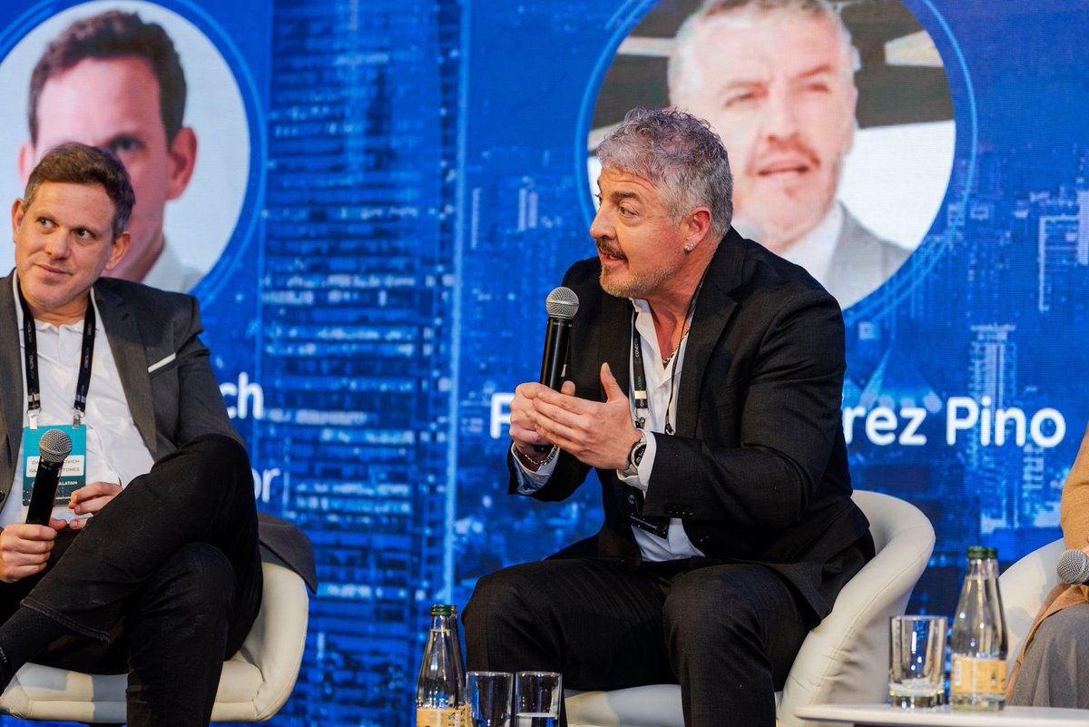 IDICAMChile's tweet image. Hoy, en el primer día de #ConectaLatam, @rodrigo_ramirez , presidente de #IDICAM, participó en el debate sobre conectividad en Chile, 5G, modelos de redes, expansión de data centers para IA y ciberseguridad. #ChileDigital #5G #Ciberseguridad #DataCenters