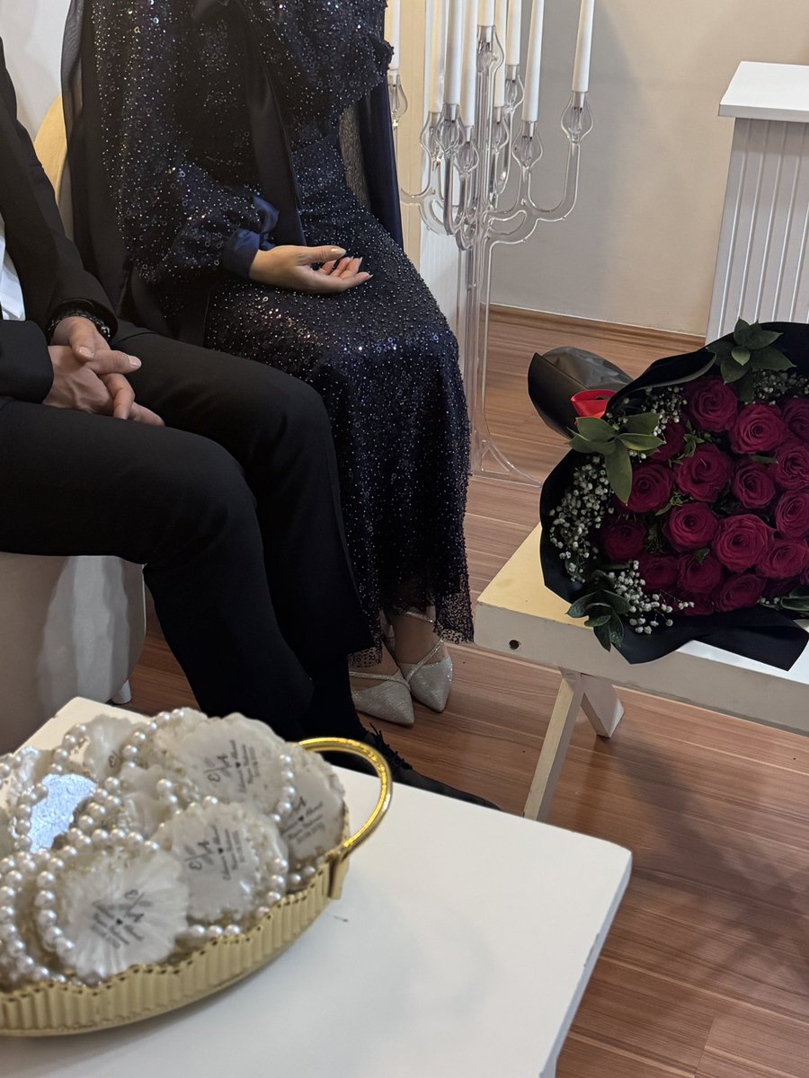 Sonra biri gelir sana baharı getirir❤️