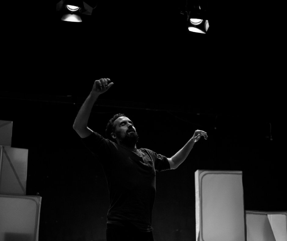 Cuartoymitad Teatro tweet media