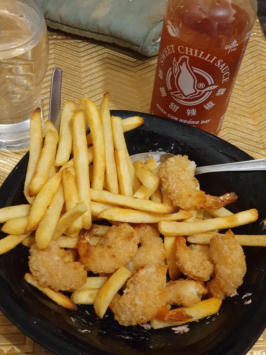 BiscuitLauncher's tweet photo. We lowkey thriving #shrimps #friedshrimps #yes #youdiggininme https://t.co/929gZM9MtY