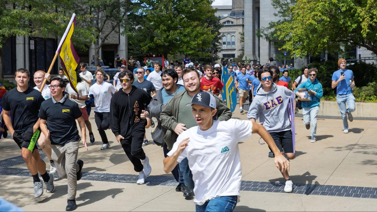 bradleyu's tweet image. Brotherhood starts here. Congrats to all the new IFC members! 🅱️

#BradleyUniversity #BeYouBU #GreekLife #Fraternity