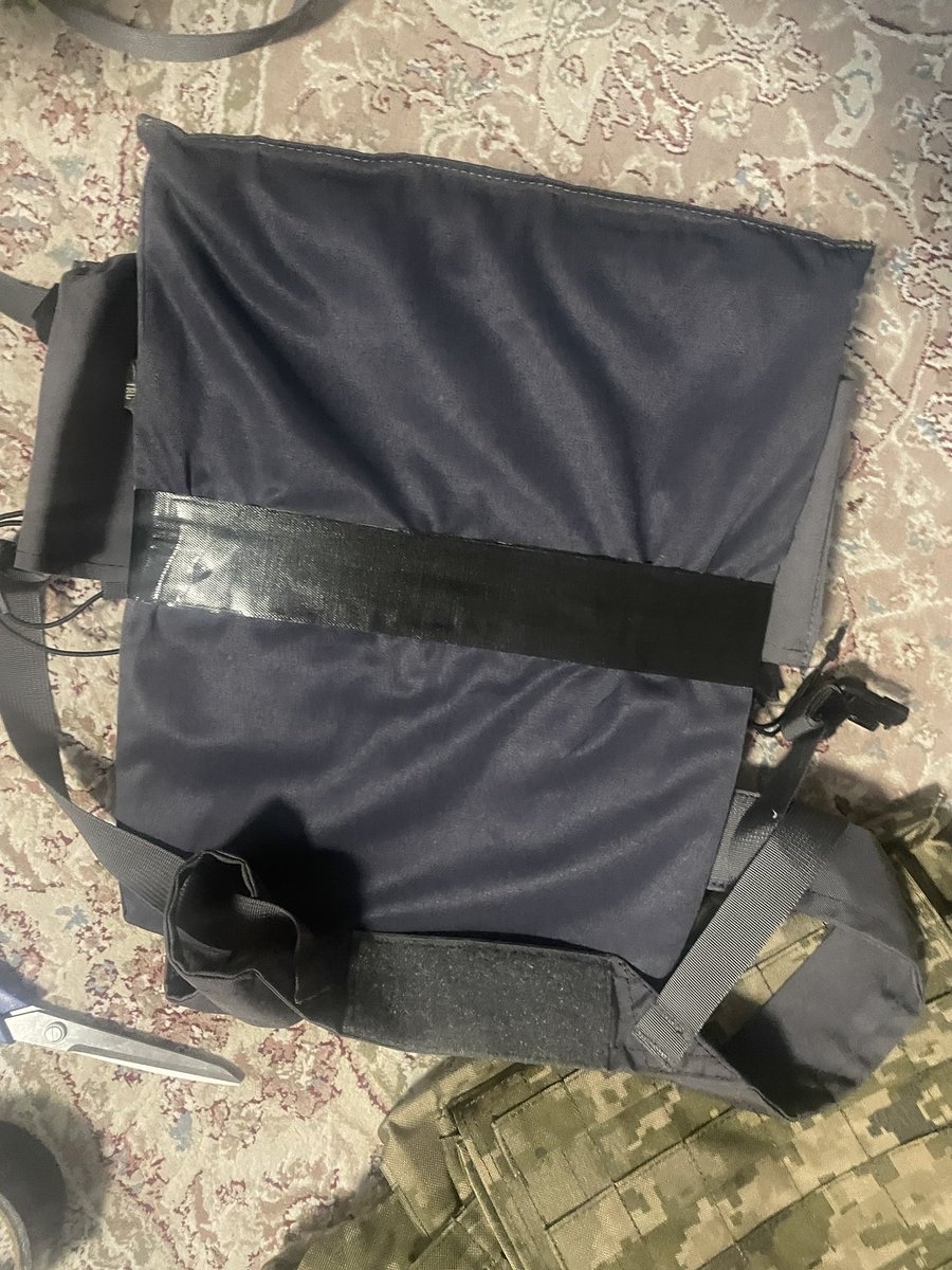 Зігота-Хохотуха на пільгах tweet media