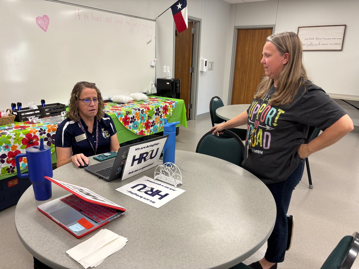 HR2U made a stop at Chavez Elementary today! ✨
It was wonderful connecting with the Chavez team, answering HR-related questions, talking through Payroll &amp; Benefits and bringing a little LOBO spirit with us!
Always proud to support our Lobo famiLE across <a href="/leisd/">Little Elm ISD</a>!
#HR2U