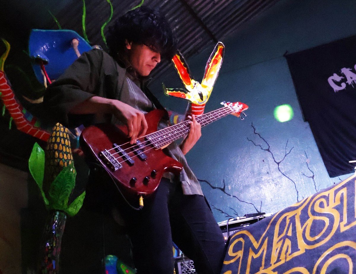 master_crooks's tweet photo. Fotos del pasado fin de semana en La Vieja Scuela!

#mastercrooks #laviejascuela #skabillyswing https://t.co/dhOjInJJLv