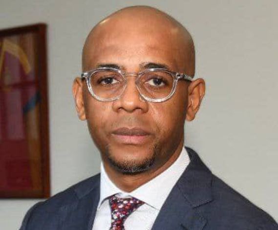 Koketso Resane πΏπ¦ (@koketsoresane) on Twitter photo Friendly reminder that guy was the head of Equitorial Guinea's "anti-corruption body" and has just been sentenced to 18 years in prison... for corruption. Friendly reminder that guy was the head of Equitorial Guinea's "anti-corruption body" and has just been sentenced to 18 years in prison... for corruption.