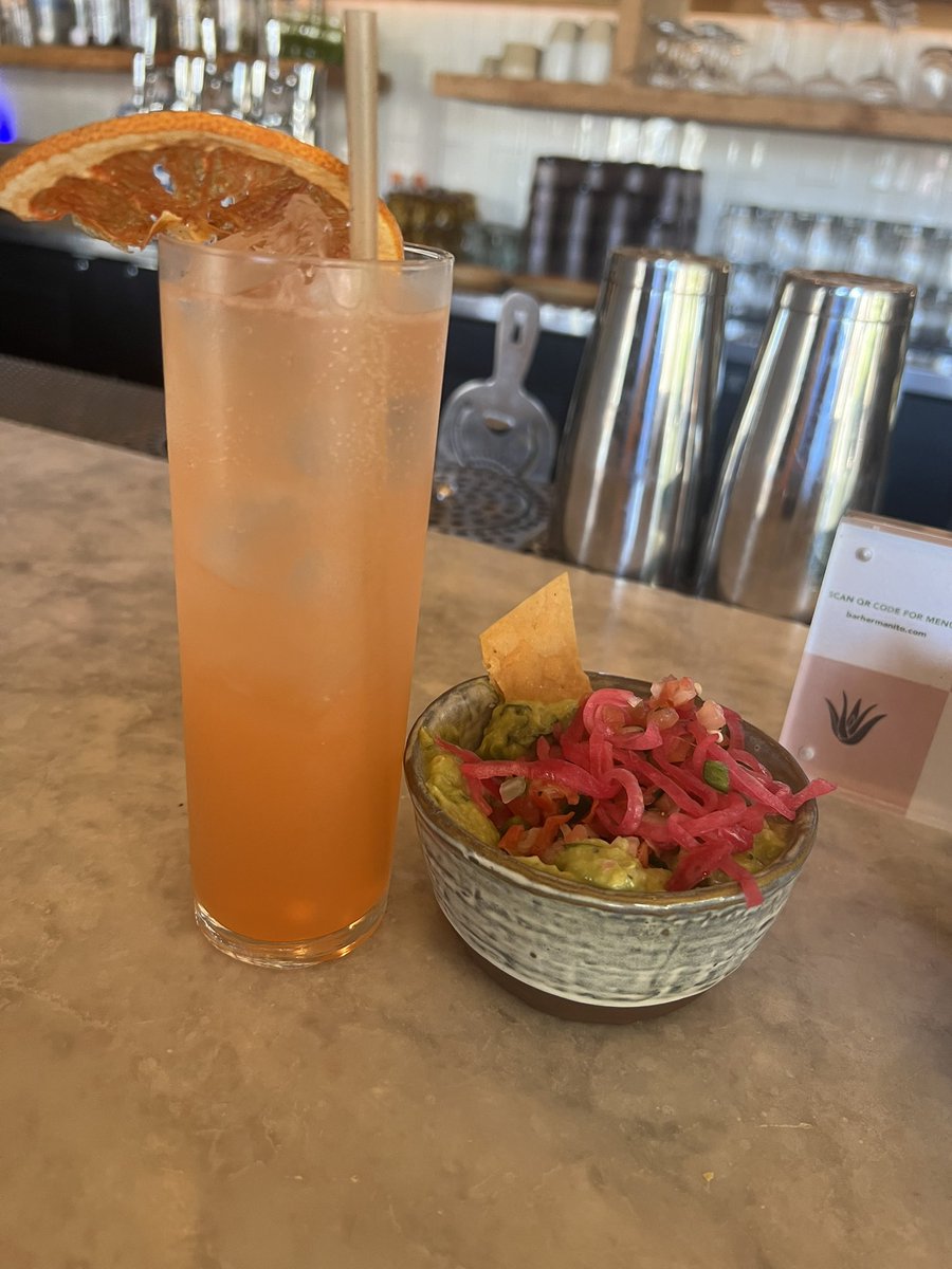 AlWestCoast's tweet photo. The past 7 days have been exhausting &amp; a total success. I'm treating myself to a solo lunch #paloma #guaca https://t.co/ao2n3II6js