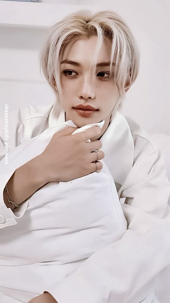 SpotsAndClaws's tweet image. "All this studying is doing my head in."