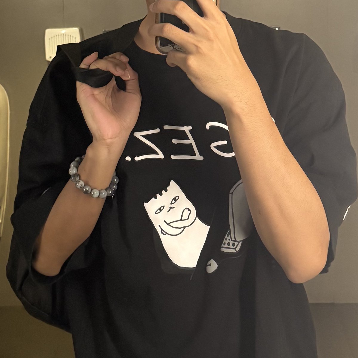 Hirigonn's tweet photo. แอบมาอัพเดทชีวิตนิดหน่อย

สวัสดีครับคุณลูกชิ้น ก้อนนะคั้บยังสบายดีอยู่หรือเปล่า ขอโทษที่ผ่านมาหายเงียบเลยนะครับ เพราะว่างานของผมเยอะมากๆ และมากขึ้นเรื่อยๆ ทางผมสบายดี แต่สุขภาพก็ แหะๆ เริ่มไปแยะ หวังว่าลูกชิ้นจะมีสุขภาพที่ดีกินข้าวอร่อยและใช้ชีวิตแบบมีคุณภาพน้าา คิดถึงทุกคนคั้บ❤️ https://t.co/y38oN7OTGY