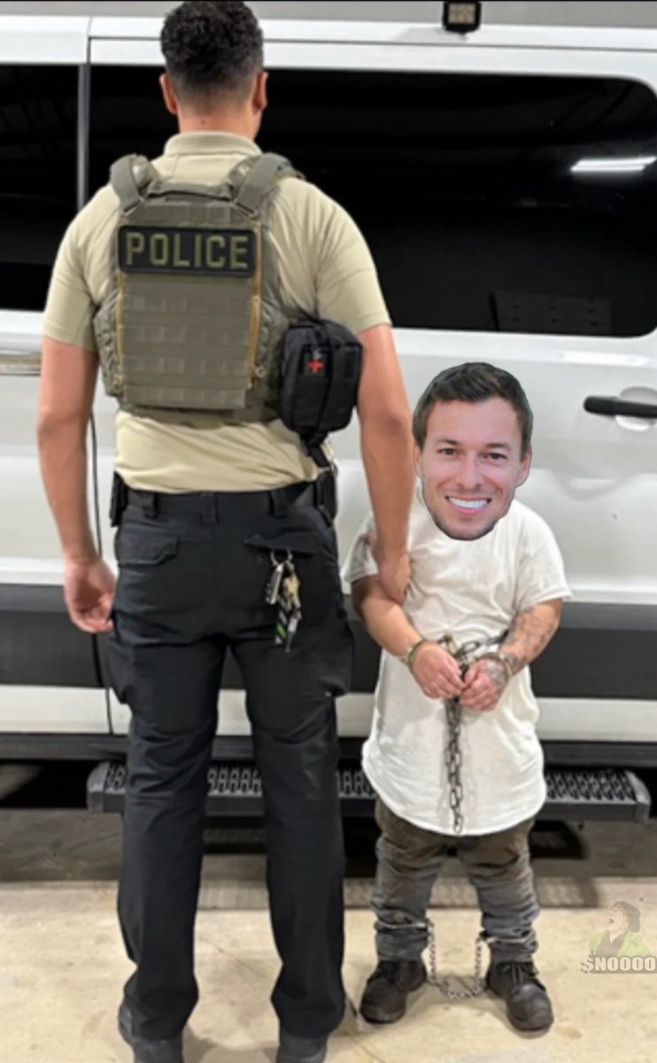 Finally caught a krassenstein in action.