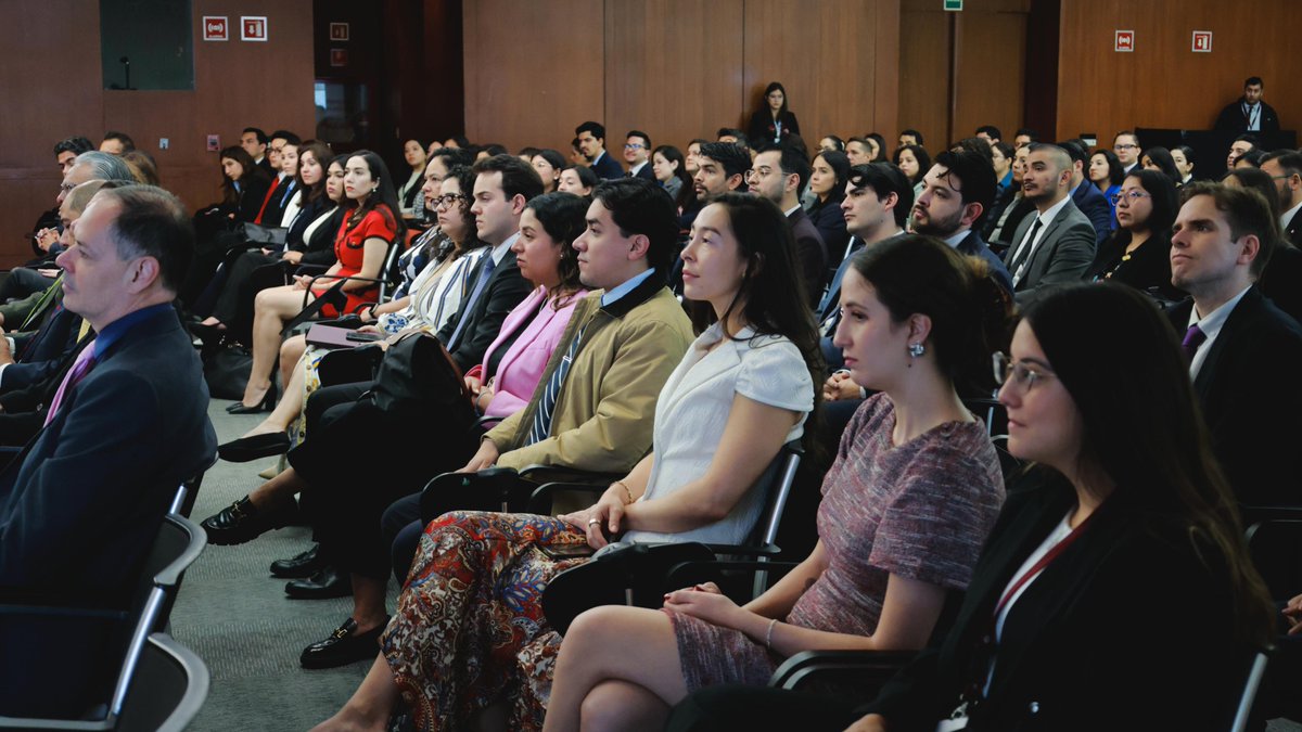 Relaciones Exteriores (@sre_mx) on Twitter photo 📸 Esta mañana, la subsecretaria <a href="/mtmercado2002/">María Teresa Mercado</a>, acompañada por el director general del <a href="/imatiasromero/">Instituto Matías Romero</a>, Emb. Juan José Bremer; el titular de la Unidad de Administración y Finanzas, Daniel Barrera, y el director general del Servicio Exterior y Recursos Humanos, Emb. <a href="/MMalfavonA/">Miguel Malfavon</a>, 📸 Esta mañana, la subsecretaria <a href="/mtmercado2002/">María Teresa Mercado</a>, acompañada por el director general del <a href="/imatiasromero/">Instituto Matías Romero</a>, Emb. Juan José Bremer; el titular de la Unidad de Administración y Finanzas, Daniel Barrera, y el director general del Servicio Exterior y Recursos Humanos, Emb. <a href="/MMalfavonA/">Miguel Malfavon</a>,