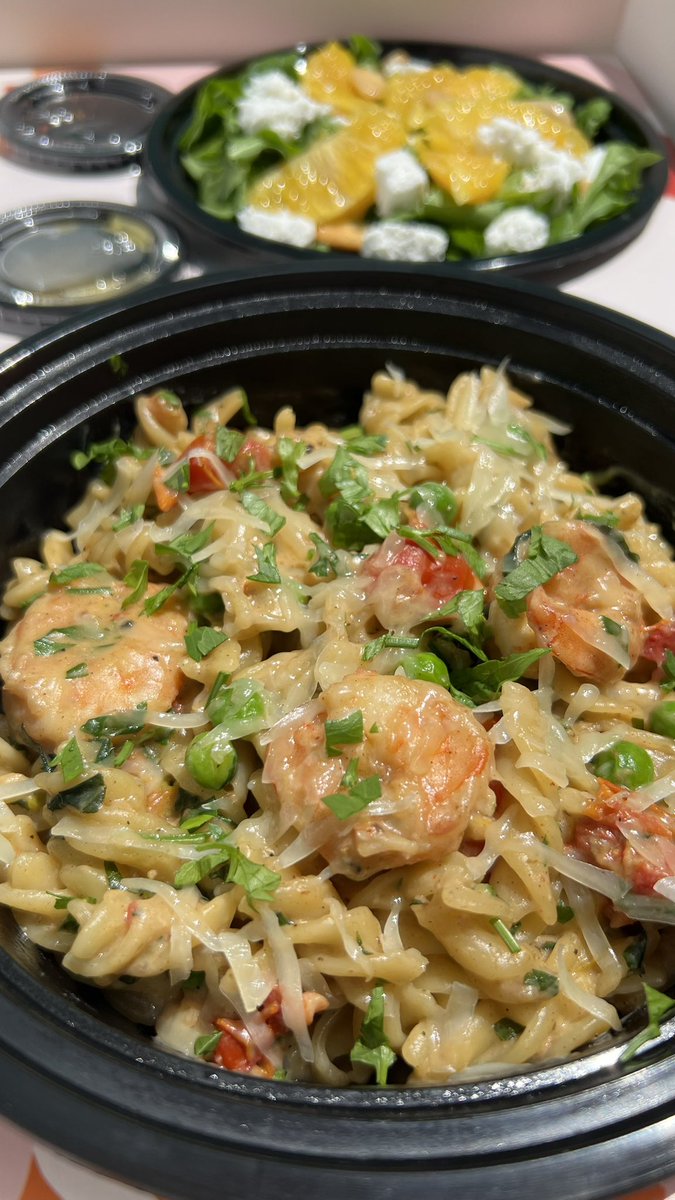 KsaMellow's tweet image. كل دول العالم مجتمعة في مطبخ #ميلو 

وجبات يومية بدون ملل ولا تكرار 🤯
مطبوخة في البيت بطريقة صحية مدروسة ⚖️
بدون تأنيب ضمير وبدون حيره وتفكير 🤩