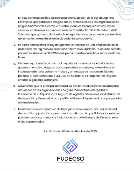 _elfaro_'s tweet photo. La Fundación para el Desarrollo de las Ciencias Sociales (@fudecso) anunció que tras 33 años de trabajo, "debido a la actual situación política del país" ha decidido disolverse.
La implementación de la Ley de Agentes Extranjeros, ha sido un factor que ha obligado a esta y otras organizaciones a suspender operaciones en El Salvador. 🧵⬇️