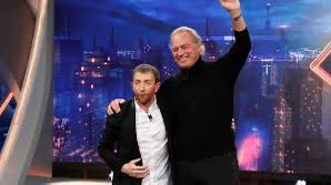 noteorico's tweet image. En El Hormiguero, empiezan con Bertín Osborne .
En @LaRevuelta_TVE con la Brigada de bomberos de Ourense.
Para mañana piden la bandera de Palestina 🇵🇸
Me da igual la audiencia que consigue cada uno. Hay un claro ganador.