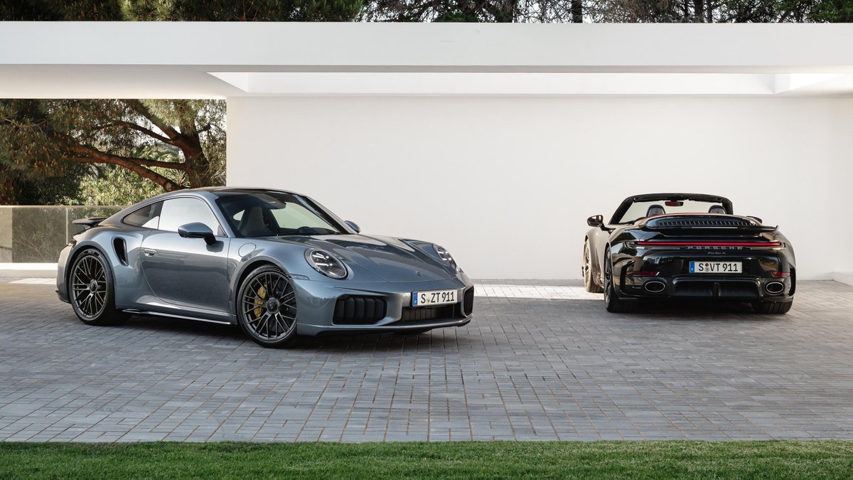 El Porsche 911 Turbo S aprovecha la hibridación al máximo
El motor bóxer de 3,6 litros con dos turbos eléctricos más el motor eléctrico le dan 711 caballos, convirtiéndolo en el 911 de calle más potente hasta el momento.
motor.com.co/seccion/lanzam…