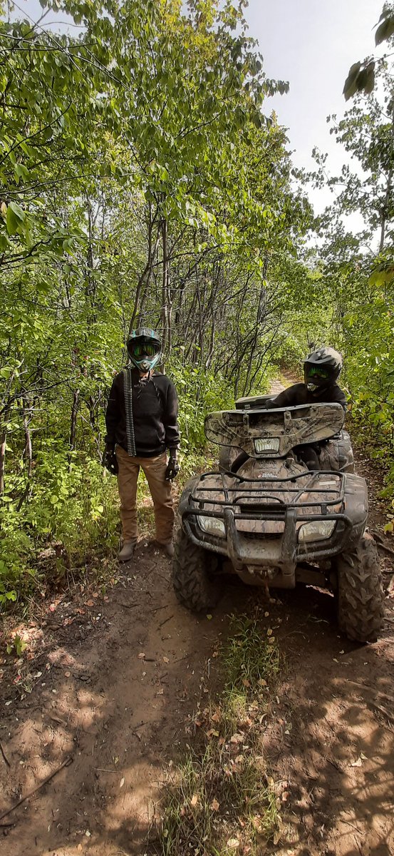 Jeebermonkey's tweet image. Things you find while quadding...