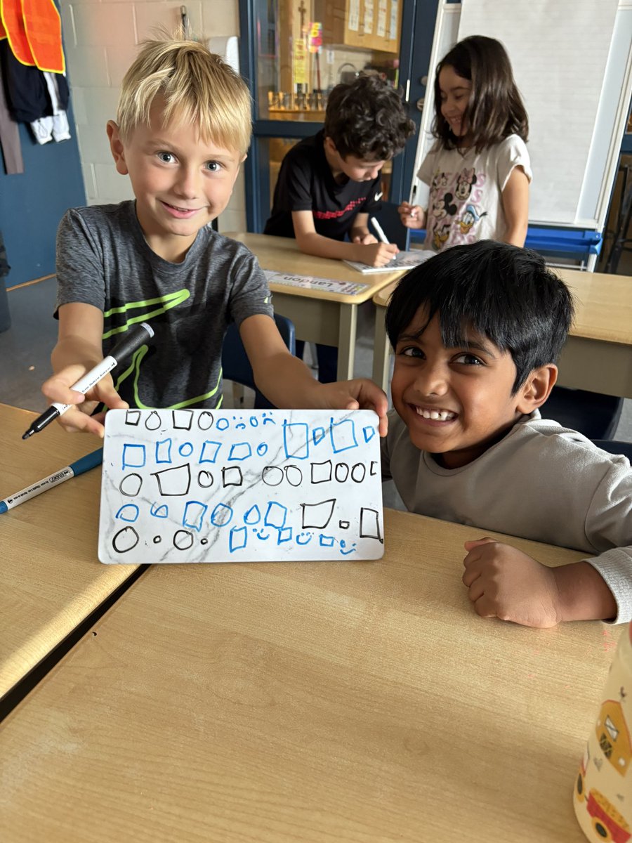 Miss Kay tweet media