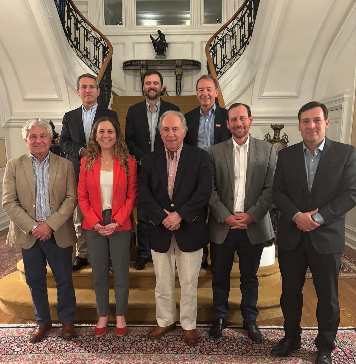 We welcomed <a href="/RosarioNavarroC/">Rosario Navarro Camp</a>, President of @SOFOFAChile, Rodrigo Yáñez, and Diego Torres, together with a Chilean business delegation, at the Ambassador’s Residence in DC. A fruitful exchange with U.S. counterparts to strengthen trade, investment &amp; innovation ties.