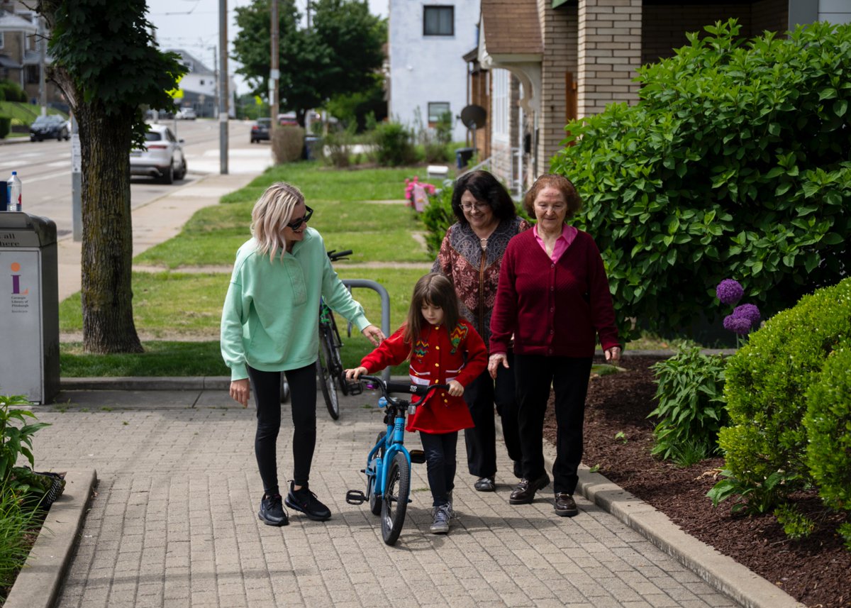 Hey neighbors! We can't wait to see kids, grandparents, lifelong residents, new arrivals and neighbors of all ages at our Beechview Block Party this Saturday, Sept 13, 1–4 pm. All are welcome—RSVP appreciated but not required: bit.ly/BeechviewBlock…